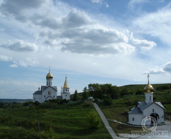 Свято-Троицкий Холковский пещерный монастырь на wikipoints.ru
