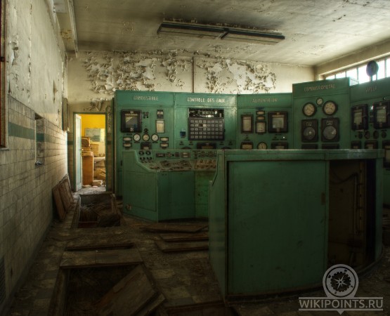 Заброшенная градирня на wikipoints.ru