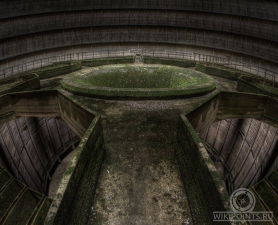 Заброшенная градирня на wikipoints.ru