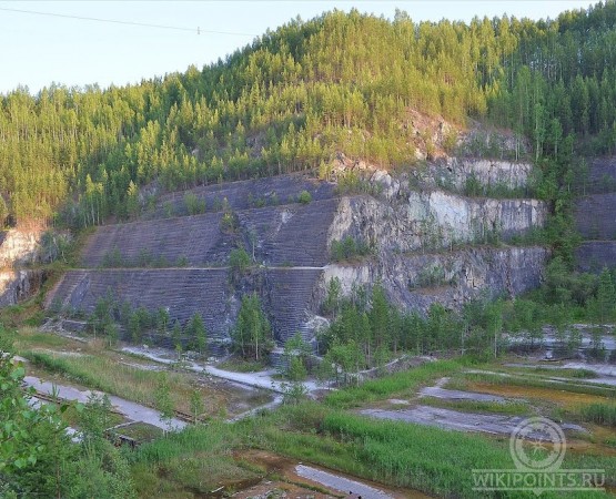 Старая линза - Карьер на wikipoints.ru