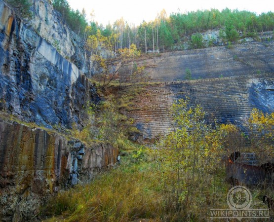 Старая линза - Карьер на wikipoints.ru