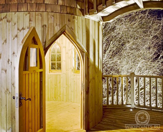 Дом на деревьях  на wikipoints.ru