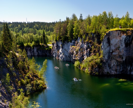 Затопленный мраморный карьер на wikipoints.ru