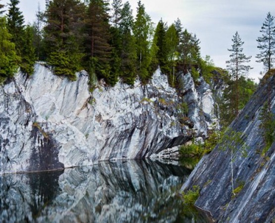 Затопленный мраморный карьер на wikipoints.ru