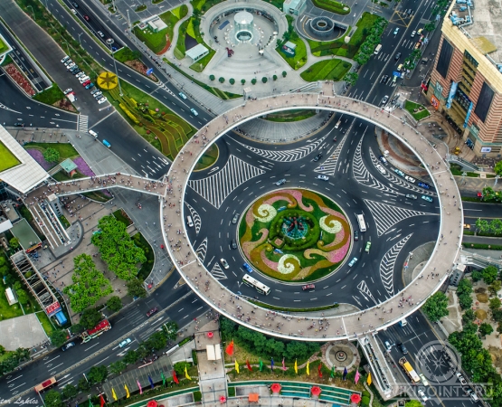 Круглый пешеходный мост на wikipoints.ru