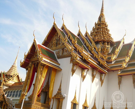 Большой (королевский) дворец на wikipoints.ru