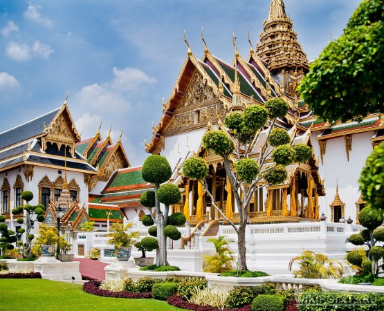 Большой (королевский) дворец на wikipoints.ru