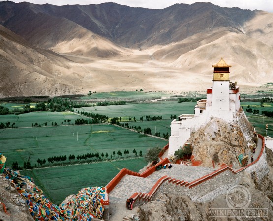 Дворец Юнгбулаканг на wikipoints.ru