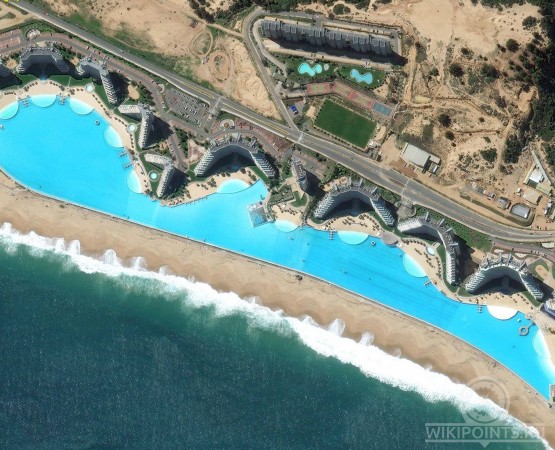Бассейн Сан-Альфонсо-дель-Мар на wikipoints.ru