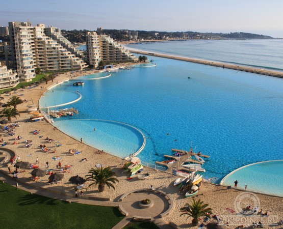 Бассейн Сан-Альфонсо-дель-Мар на wikipoints.ru