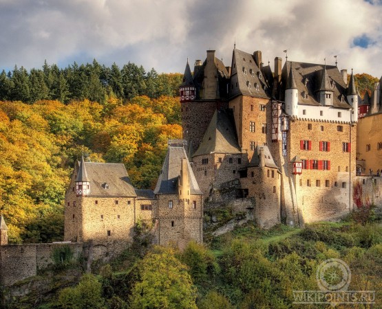 Замок Эльц на wikipoints.ru