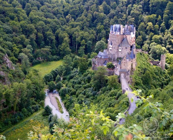 Замок Эльц на wikipoints.ru