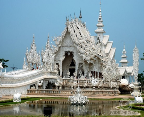 Храм Ват Ронг Кхун на wikipoints.ru