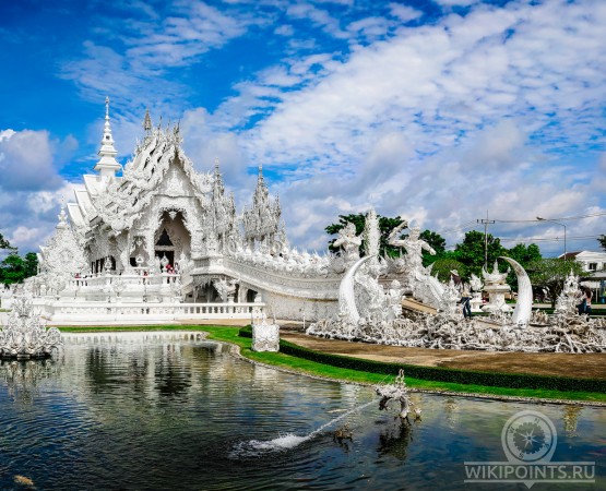 Храм Ват Ронг Кхун на wikipoints.ru