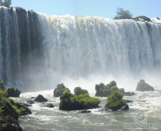 Водопады Игуасу на wikipoints.ru