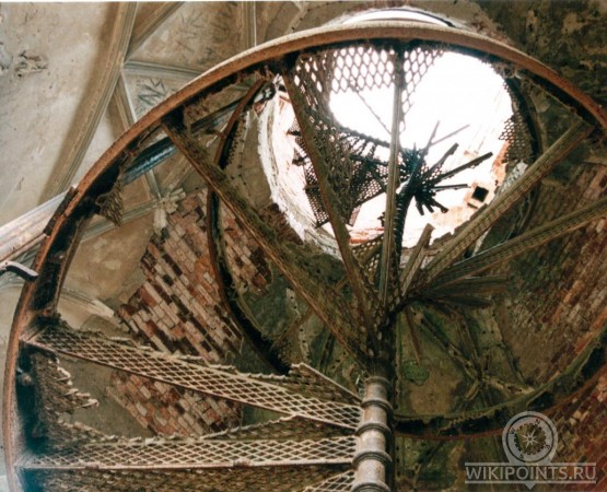 Арсенал (Монбижу) на wikipoints.ru