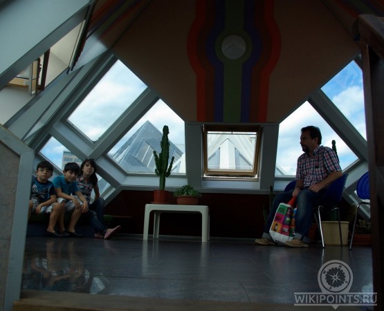 Кубические дома на wikipoints.ru