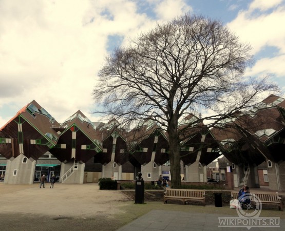 Кубические дома на wikipoints.ru