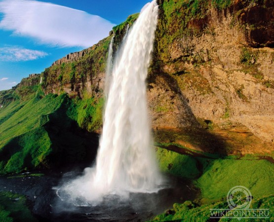 Водопад Сельяландсфосс на wikipoints.ru