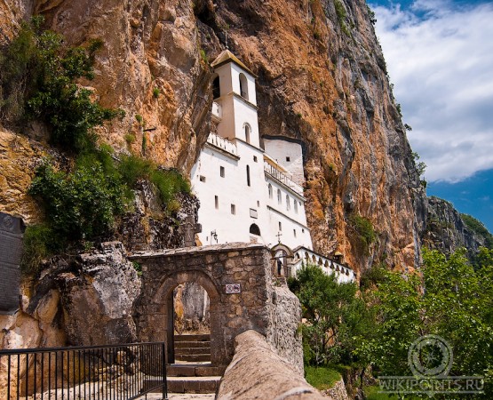 Монастырь Острог на wikipoints.ru