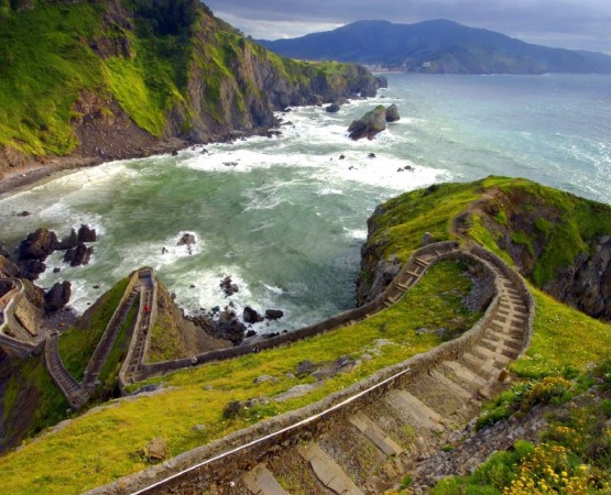 Остров Сан-Хуан де Гастелугаче на wikipoints.ru