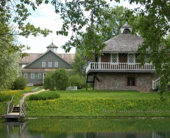 Усадьба Петровское на wikipoints.ru