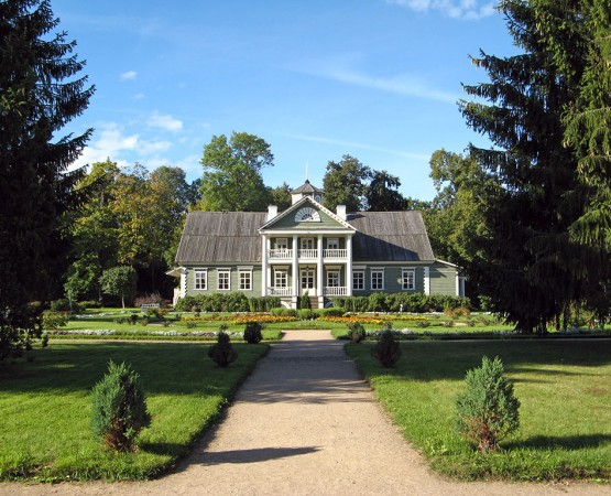 Усадьба Петровское на wikipoints.ru