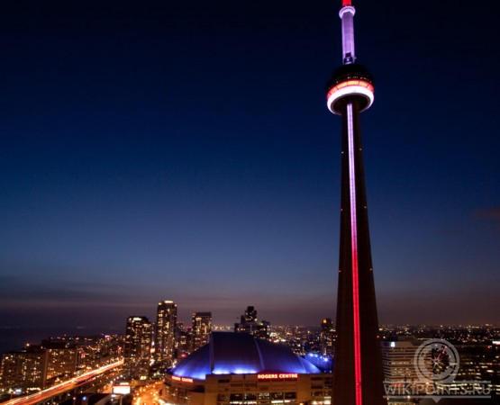 Си-эн Тауэр на wikipoints.ru