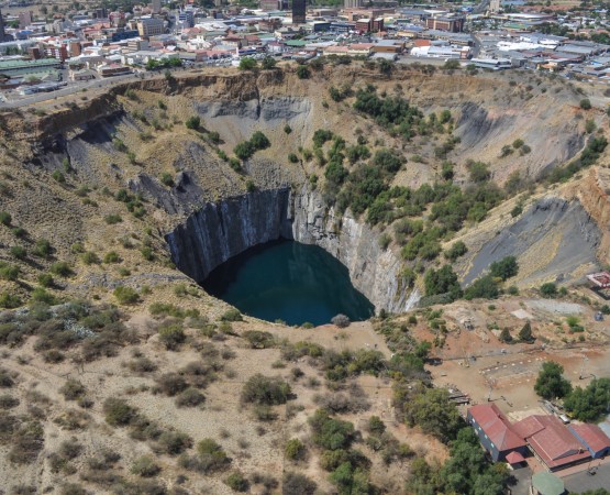 Большая дыра на wikipoints.ru