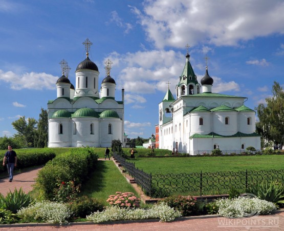 Ярославский Кремль на wikipoints.ru