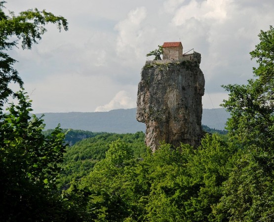 Церковь Кацхского Спасо-Вознесенского монастыря на wikipoints.ru