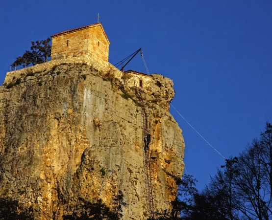 Церковь Кацхского Спасо-Вознесенского монастыря на wikipoints.ru