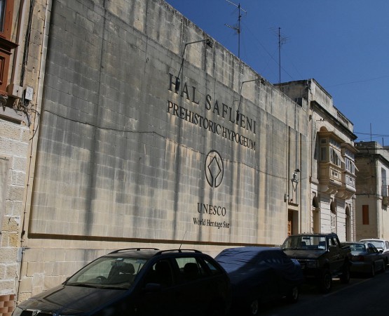 Хал-Сафлиени на wikipoints.ru