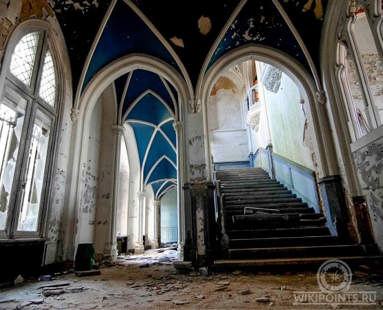 Заброшенный замок Миранда  на wikipoints.ru