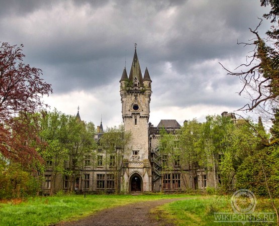 Заброшенный замок Миранда  на wikipoints.ru