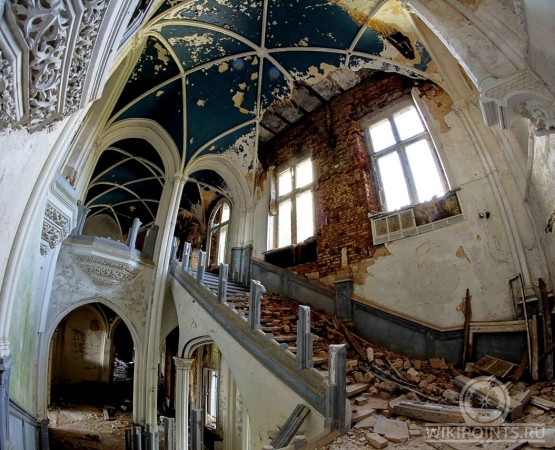 Заброшенный замок Миранда  на wikipoints.ru