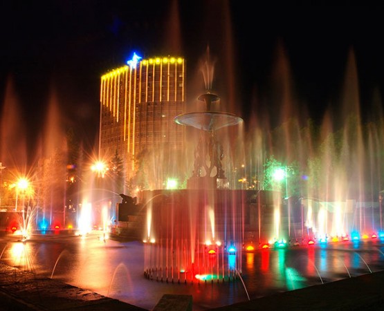 Театральная площадь  на wikipoints.ru