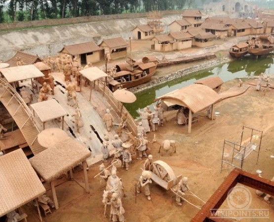 Парк глиняных скульптур на wikipoints.ru