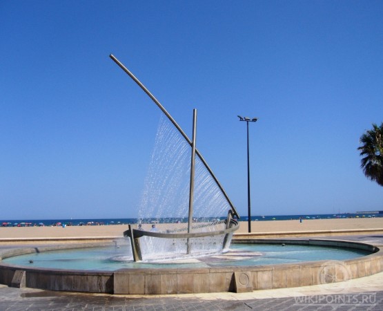 Фонтан-лодка на wikipoints.ru