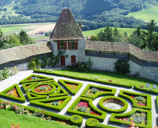 Замок Грюйер на wikipoints.ru