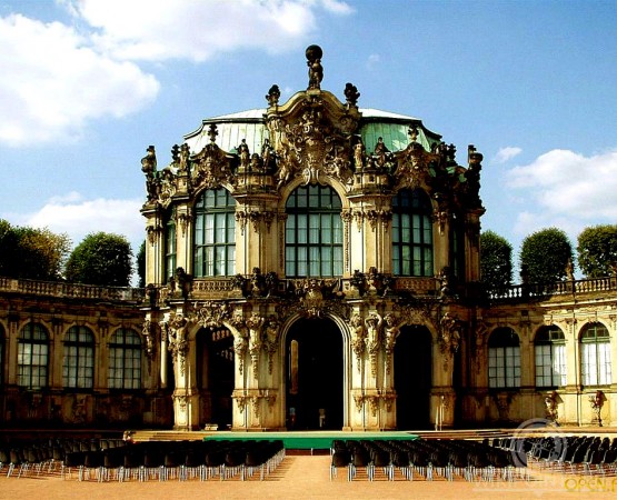 Цвингер на wikipoints.ru