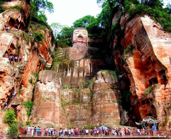 Статуя Будды Майтрейи на wikipoints.ru