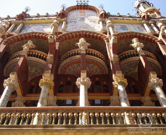 Дворец каталонской музыки на wikipoints.ru