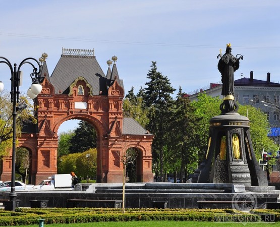 Александровская Триумфальная арка на wikipoints.ru