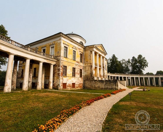 Усадьба Знаменское-Раёк на wikipoints.ru