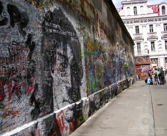Стена Цоя на wikipoints.ru
