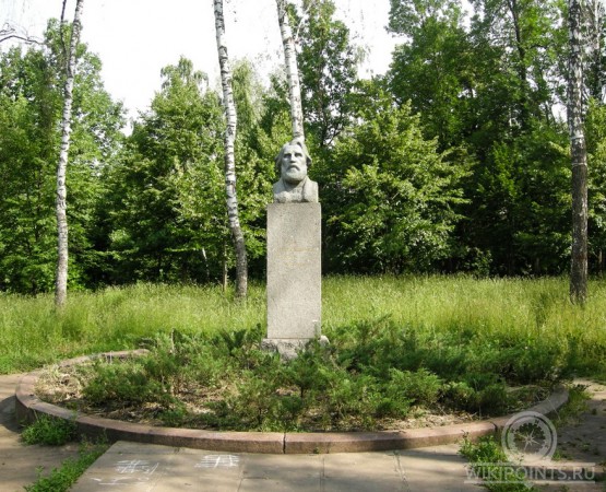 Ландшафтный сквер Дворянское гнездо на wikipoints.ru