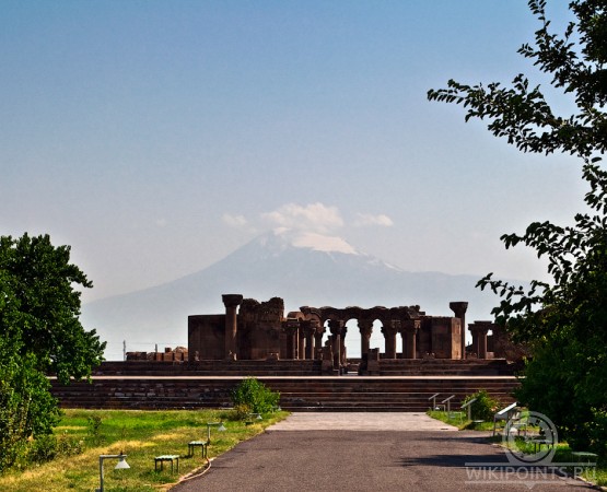 Звартноц на wikipoints.ru