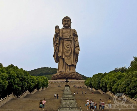 Будда Весеннего Храма на wikipoints.ru