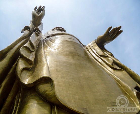 Будда Весеннего Храма на wikipoints.ru